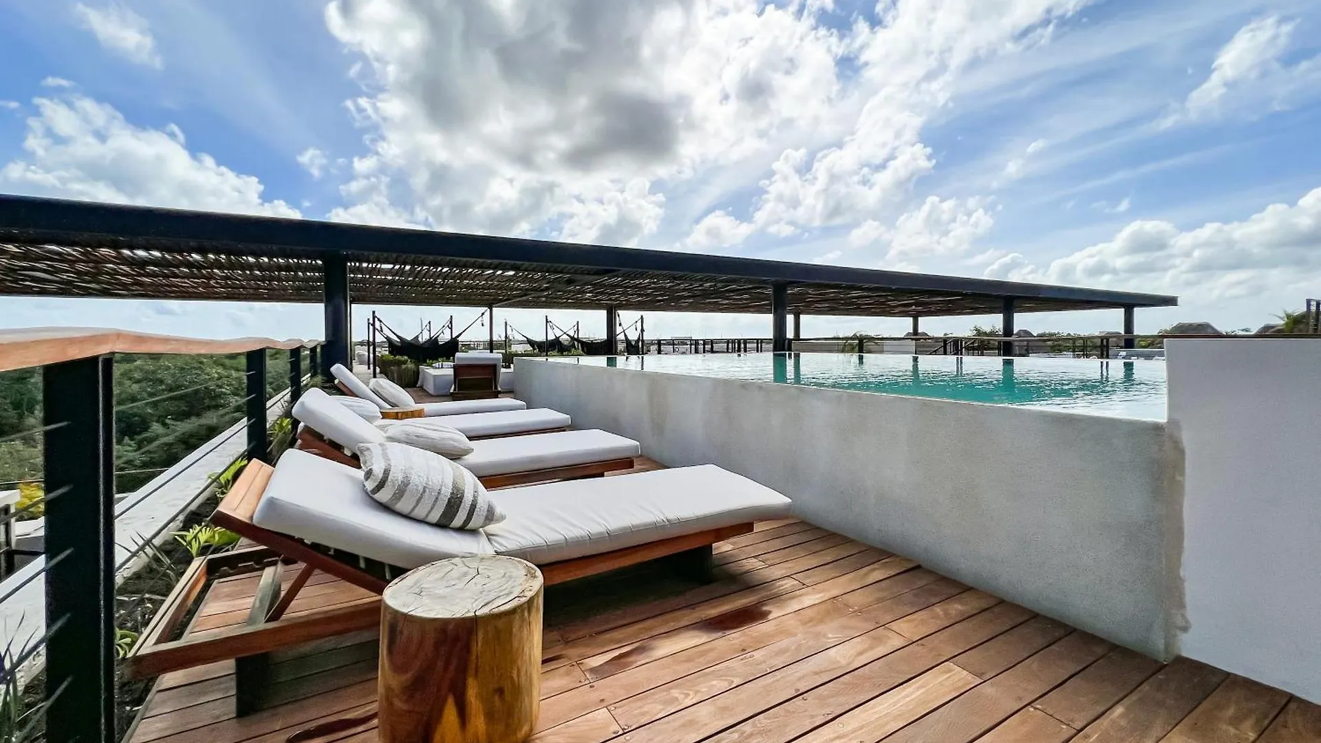 Departamento Con Pisicina Privada En Rooftop Tulum Apartmán